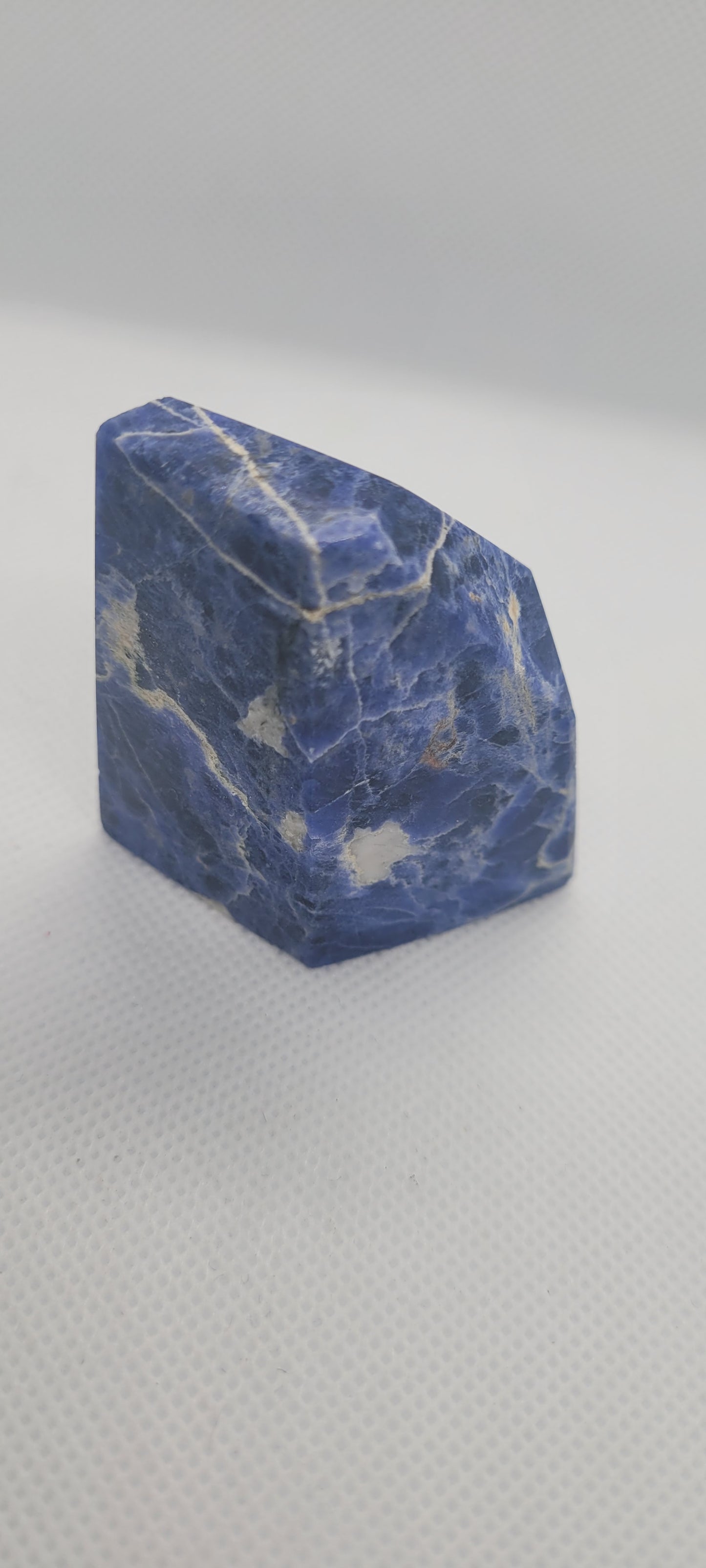 Sodalite free form